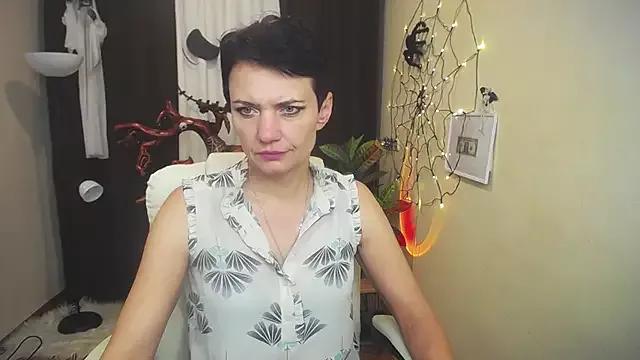 AvaSaturnian from StripChat