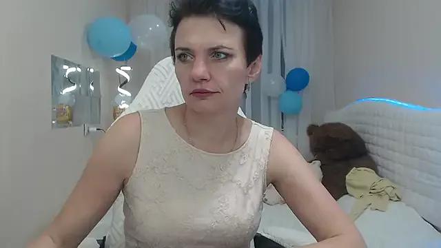 AvaSaturnian from StripChat