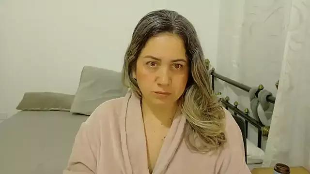AVRAKEHDABRA from StripChat