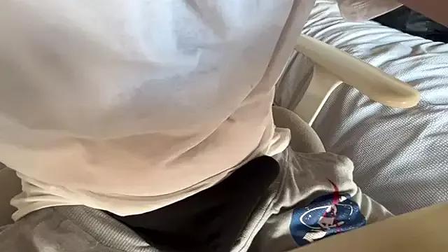 Axeeeeeeeeeeeel from StripChat