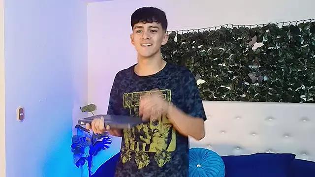 Axel_Draven from StripChat is Freechat