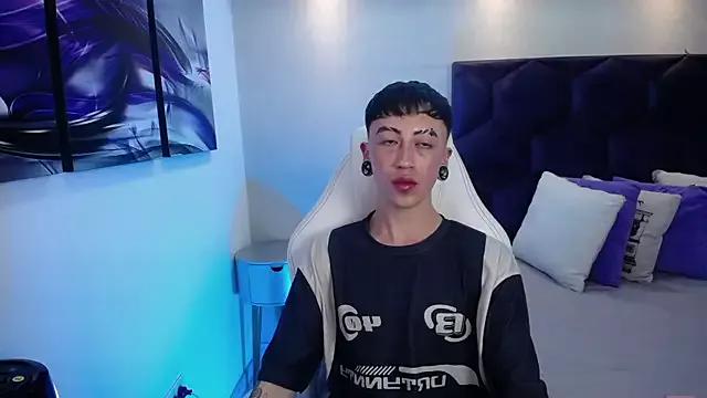 AxellWalker from StripChat is Freechat