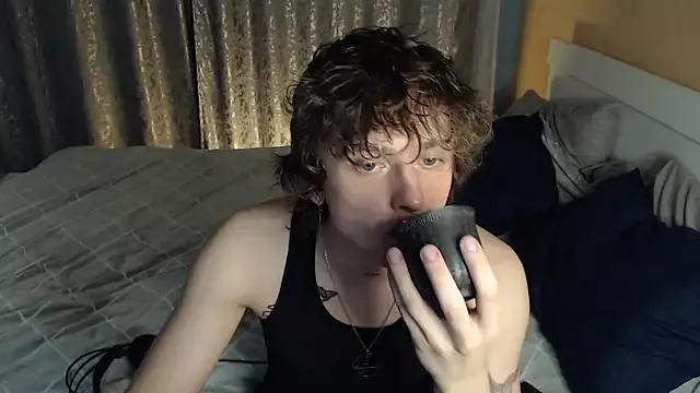 axxxturel from StripChat is Freechat
