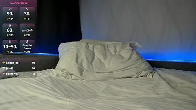 Ayla_Mark from StripChat