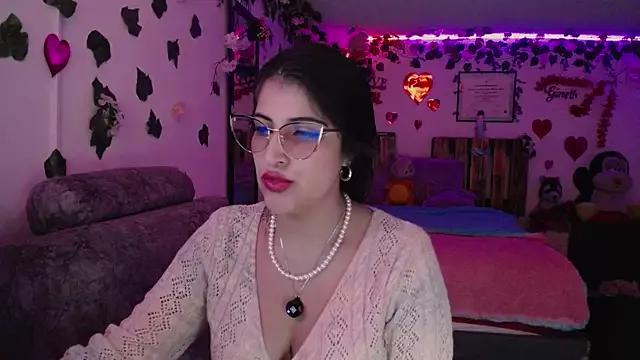 azahar__ziiz from StripChat