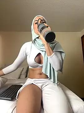 azzahara- from StripChat