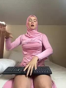 azzahara- from StripChat