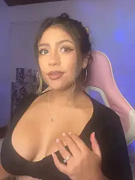 BA_BYY from StripChat