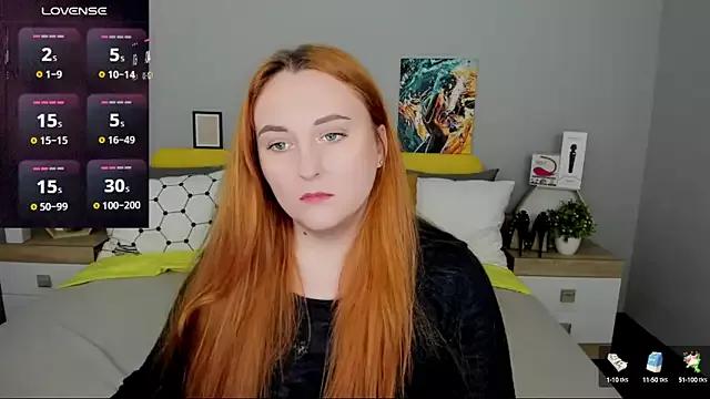 BabeLessi from StripChat