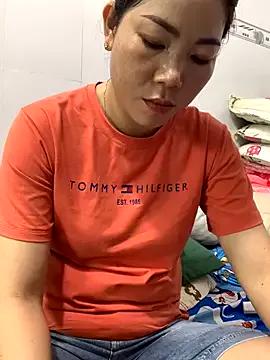 Baby-bigtits from StripChat