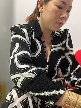 Baby-bigtits from StripChat