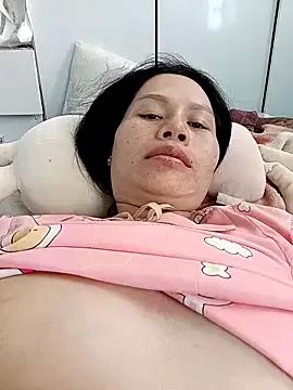 Baby-ladyass20 from StripChat
