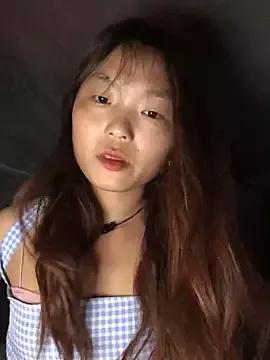 Baby-lan from StripChat