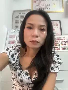 Baby-mmm from StripChat