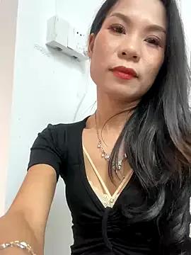 Baby-mmm from StripChat