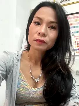 Baby-mmm from StripChat