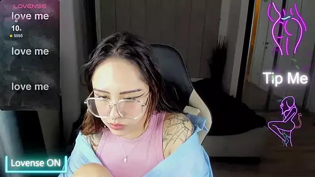 baby__kim from StripChat