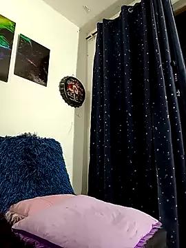 baby_liz01 from StripChat