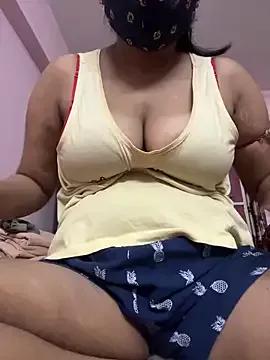 babygurlhotshot from StripChat