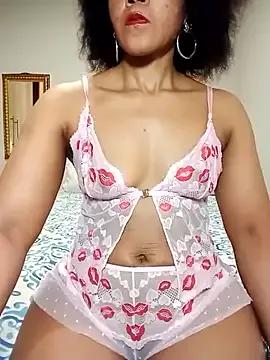 BabySweetDee from StripChat