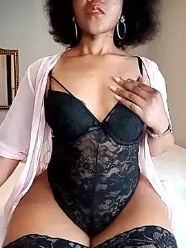 BabySweetDee from StripChat