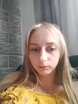babyXlove from StripChat