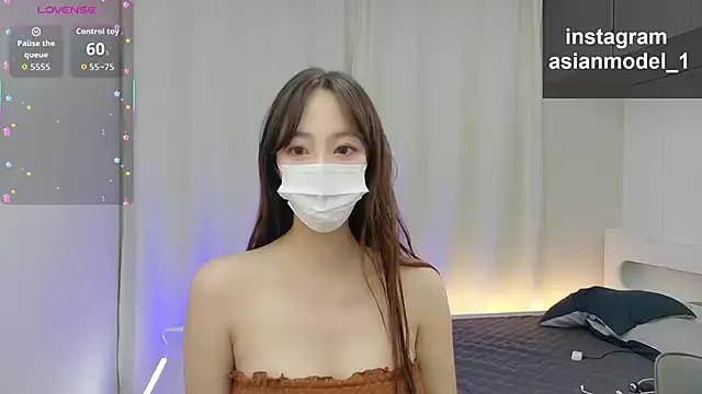 Babyyuri webcams show profile image 