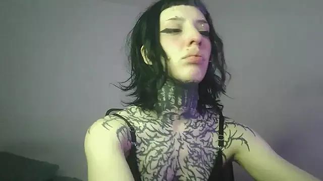 badddoll from StripChat is Freechat