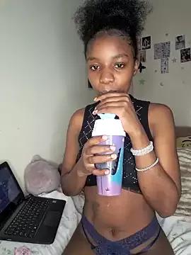 Bambii100 from StripChat is Freechat