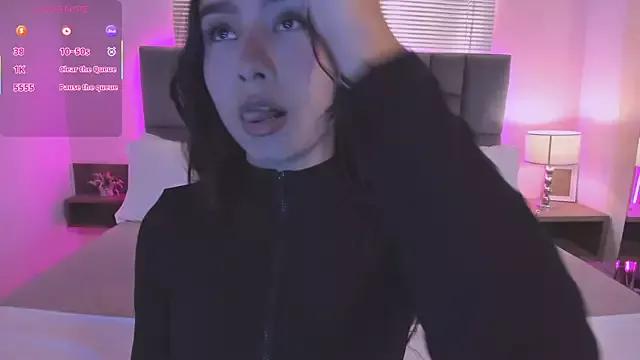 bambiluv1 from StripChat