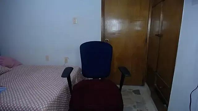 barbara_falcons from StripChat