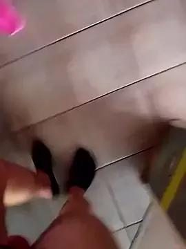 Barber33zk from StripChat