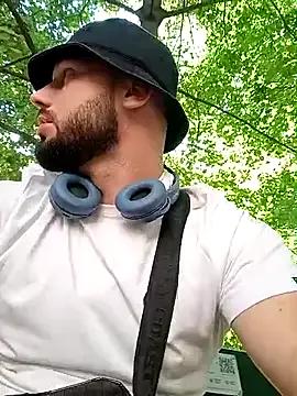 Barber33zk from StripChat