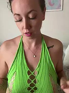 BarbieKarly from StripChat is Freechat