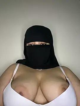 Barbyxhot from StripChat