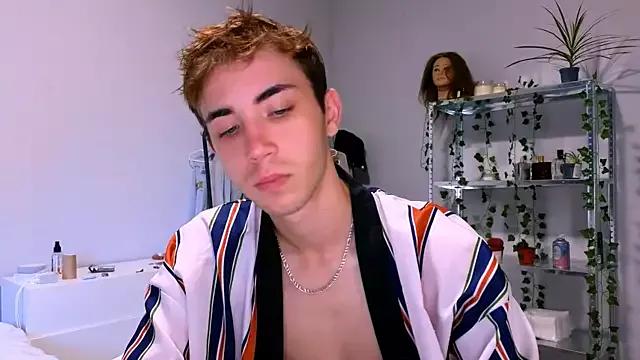Batarol0 webcams show profile image 