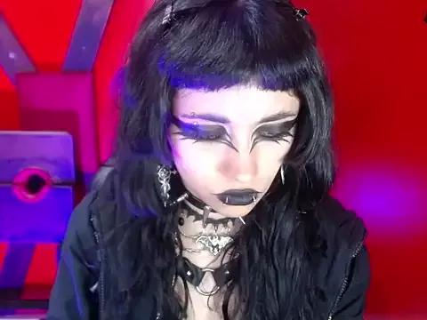 Discover our girls online shows and discover the company of countless livestreamers, with stunning shapes, sex toys and more.