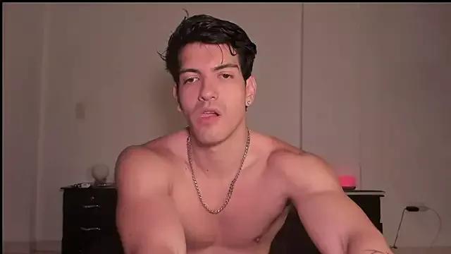 bbbeachboy from StripChat