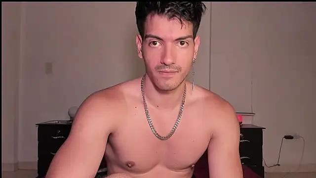bbbeachboy from StripChat