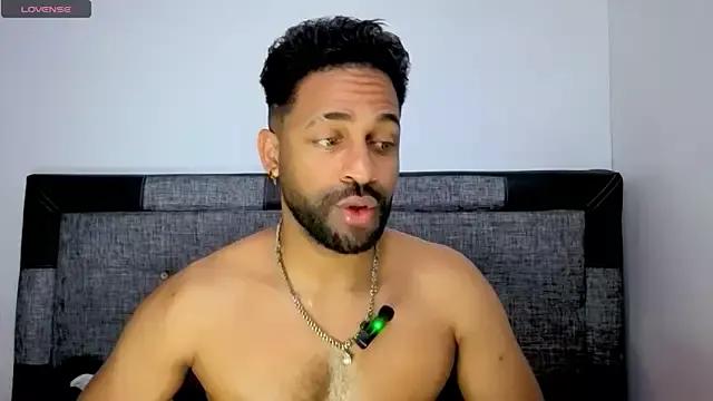 bbcblackhot34 from StripChat