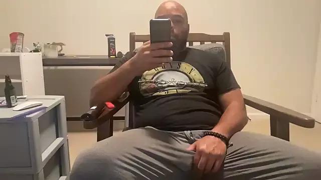 Bbcfun44 from StripChat
