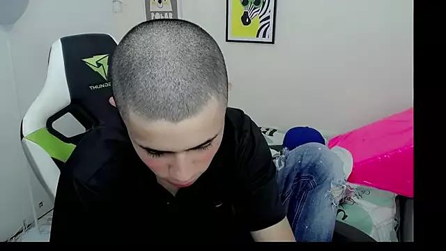 bby_santi from StripChat