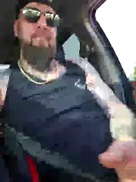Beardedtattood from StripChat is Freechat