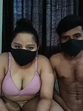 Beautiful_couple_70 from StripChat is Freechat