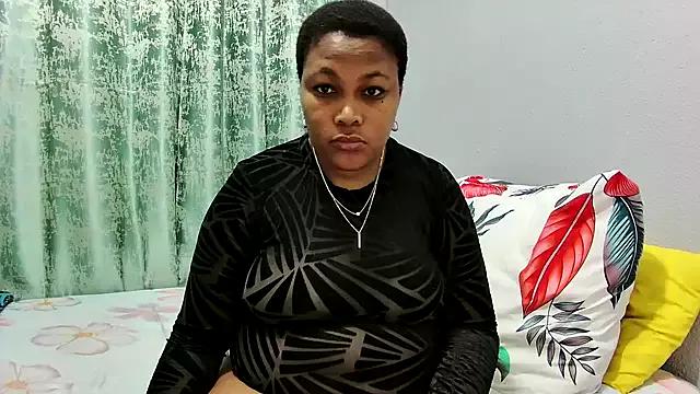 BEAUTYTHICKRIRI from StripChat is Freechat
