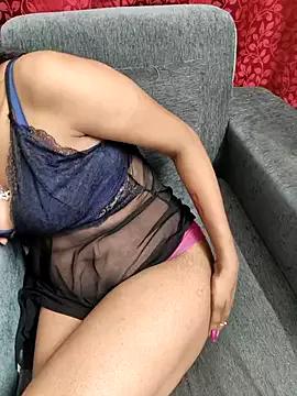 beby_girLL from StripChat is Freechat