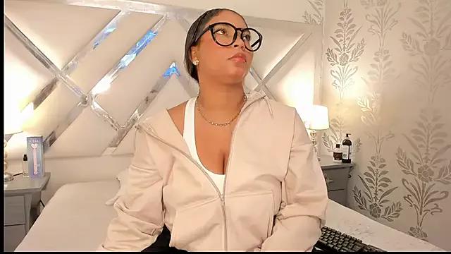 belacampbell from StripChat is Freechat