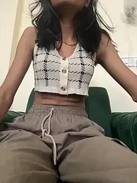 Belarani000 from StripChat is Freechat