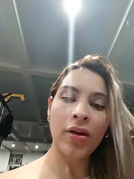 Discover our girls online shows and discover the company of countless livestreamers, with stunning shapes, sex toys and more.