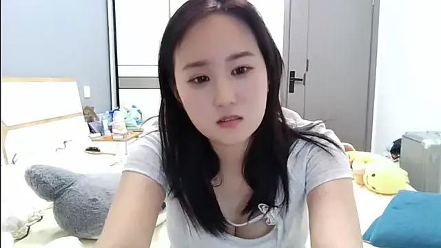 Belinda66 from StripChat is Freechat